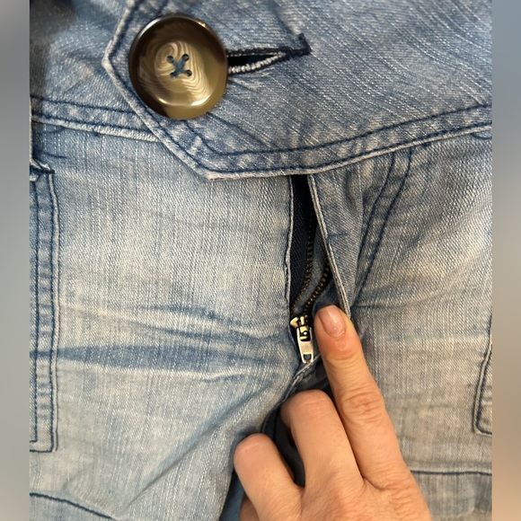 Adorable denim shorts - Picture 6 of 11